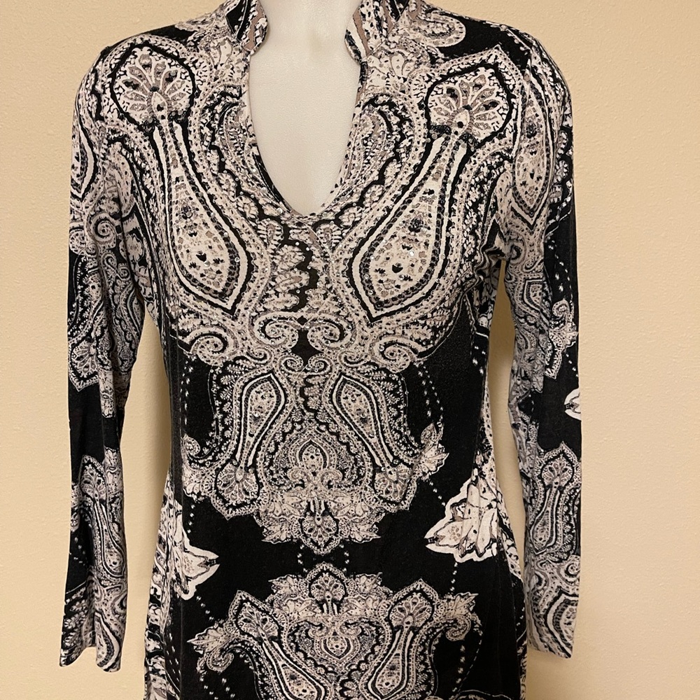 V Christina Tunic w/sparkle jeweled accents.  Very flattering and comfortable.